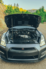 Carbon Engine Bay Trim for the Nissan GTR R35 (2x2, forged, matte)